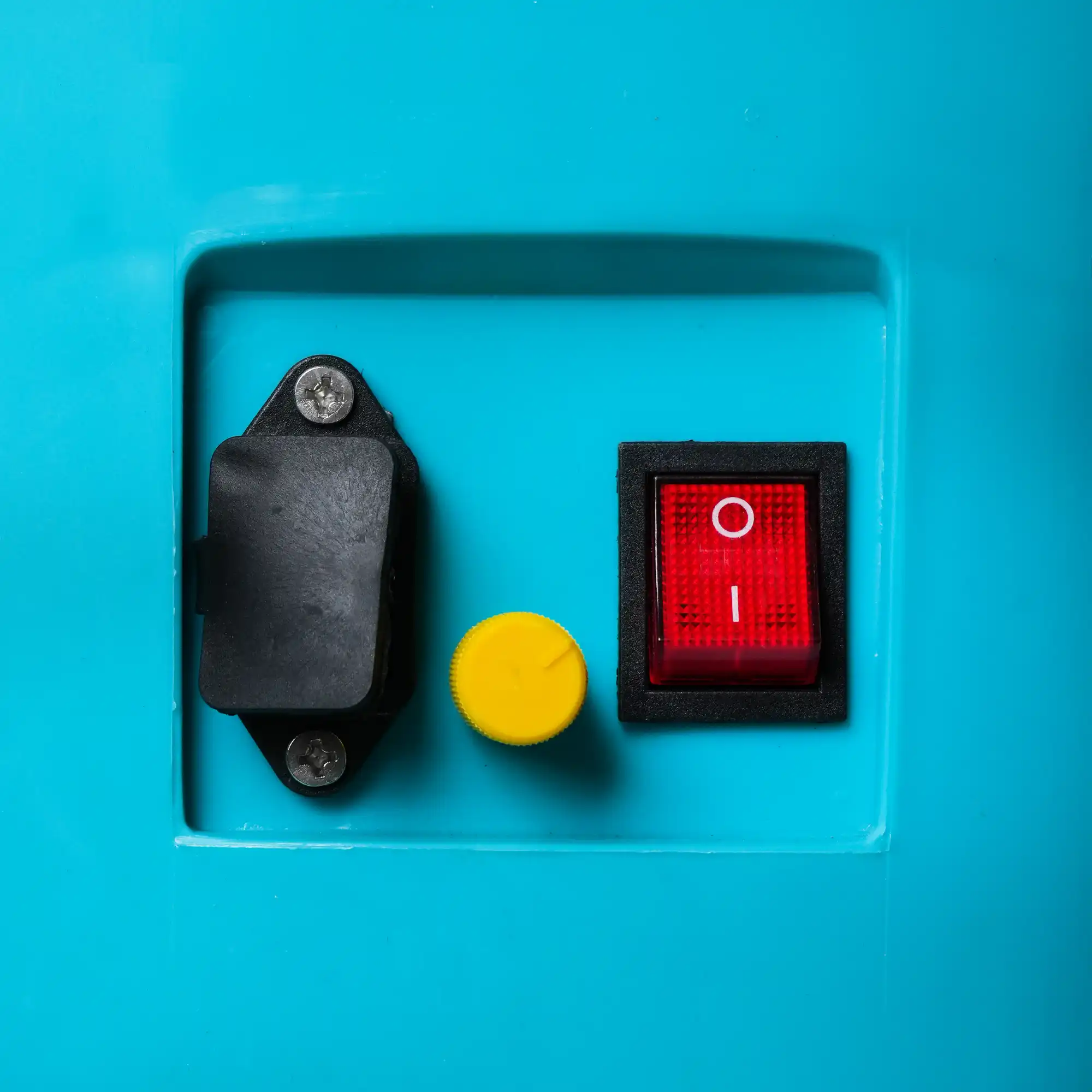 MONAGRI, Shpërndarëse plehu, 23 L